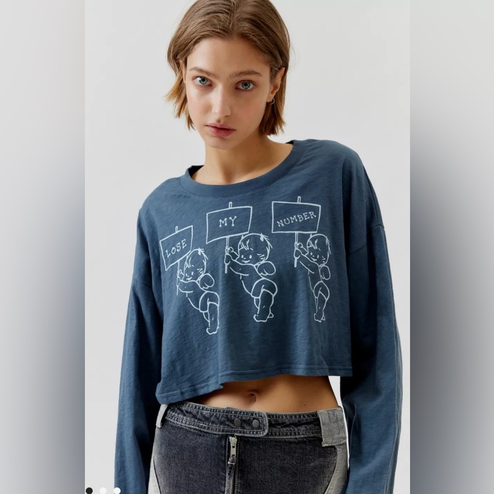 Boys Lie “Read the Signs” cropped boyfriend long sleeve top OS NWT